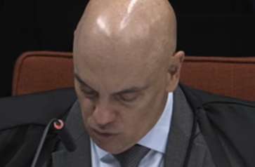Diante de nova “bomba”, Moraes é obrigado a lançar mais uma nota desesperada
