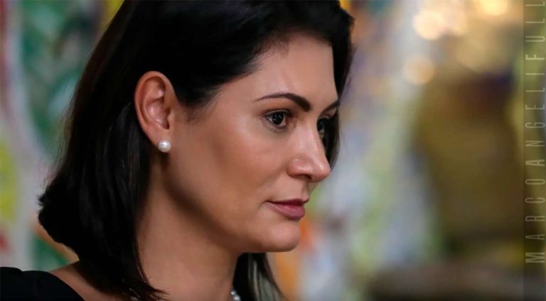 Jornalistas vão a polícia reclamar de vídeo publicado por Michelle