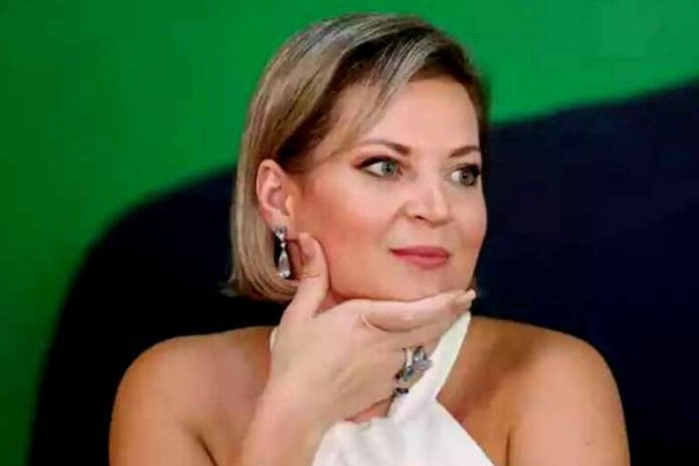 Oficiais de Justiça saem a caça de Joice Hasselmann